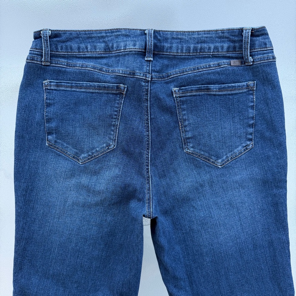 1822 Denim Mid-Rise Boot Cut Stretch Jeans ~ Size 12 - Picture 4 of 8